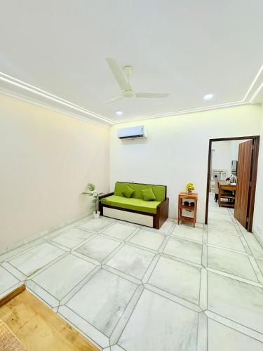 Gulmohar Residency, Hauz Khas New Delhi, Couple Friendly,,3 star