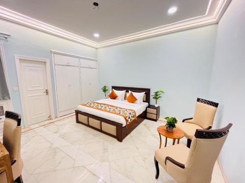 gulmohar residency hauz khas new delhi couple friendly