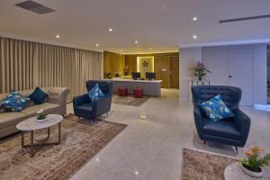 grand continent t nagar