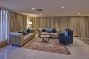 grand continent t nagar