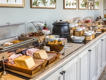 grand continent t nagar