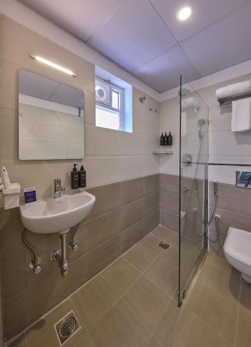 grand continent t nagar