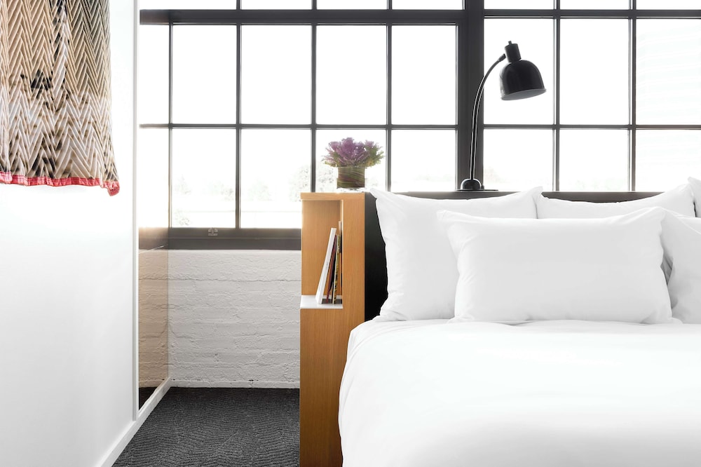 fordson hotel in the unbound collection by hyatt