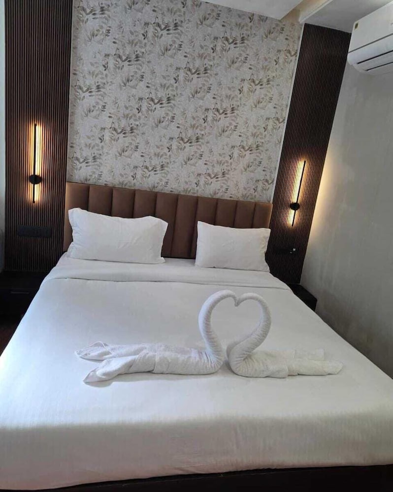 vinsober kainchi dham nainital