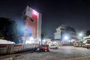 townhouse 700 hotel krishna