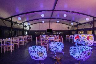 clubhouse hotel raajpath