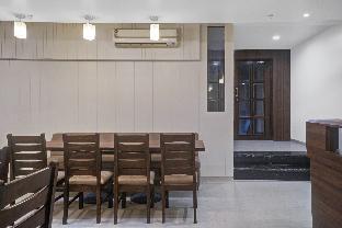 clubhouse hotel raajpath