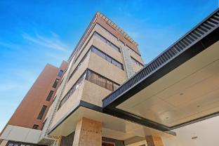 clubhouse hotel raajpath