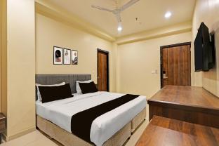 clubhouse hotel raajpath