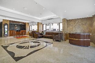 clubhouse hotel raajpath