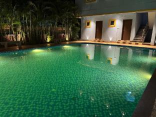 la millionaire luxury resort