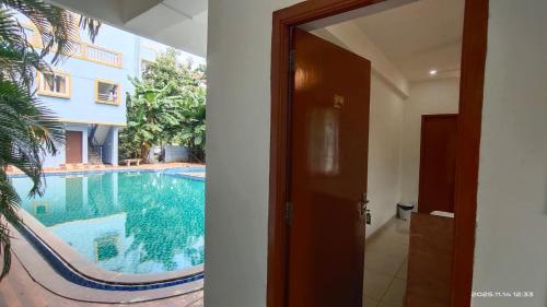 la millionaire luxury resort