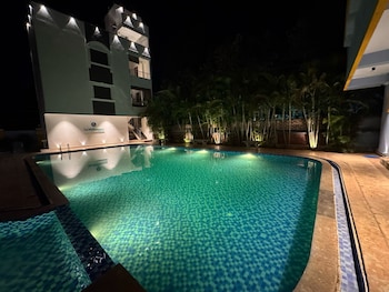 la millionaire luxury resort