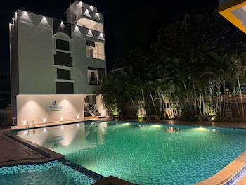 la millionaire luxury resort