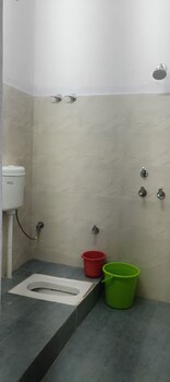 hotel shiv savitri ayodhya