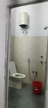 hotel shiv savitri ayodhya