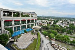 the bellavista hotel chandigarh panchkula