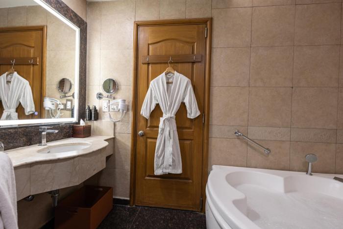 the bellavista hotel chandigarh panchkula