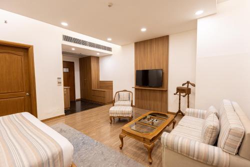 the bellavista hotel chandigarh panchkula