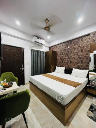 hotel vinayak grand varanasi