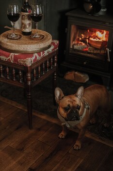 The Boars Head,,4 star