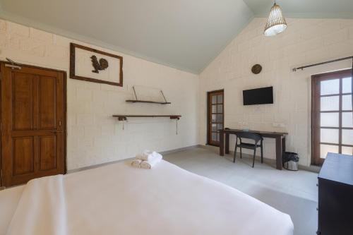 echor avontade pool villas anjuna goa