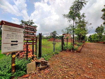 pushpam sanskruti resort