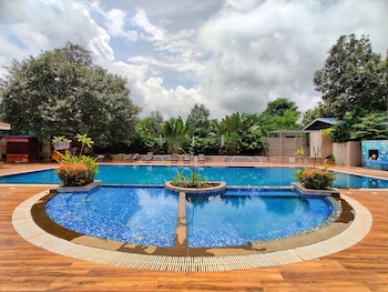 pushpam sanskruti resort