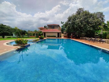 pushpam sanskruti resort