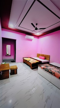 hotel pratham