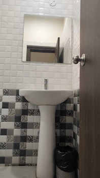 sarovar hill hotel and resort