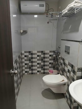 sarovar hill hotel and resort