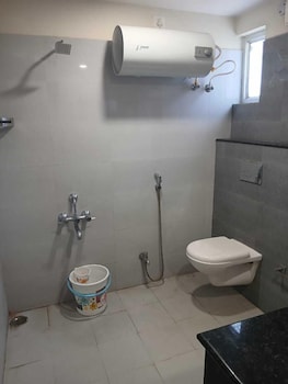 sarovar hill hotel and resort