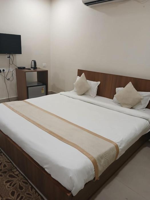 sarovar hill hotel and resort