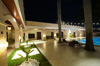 bharti forest retreat