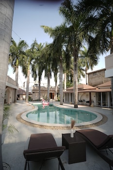 bharti forest retreat