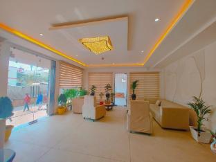 sitaynam hotel and resort infront ram temp