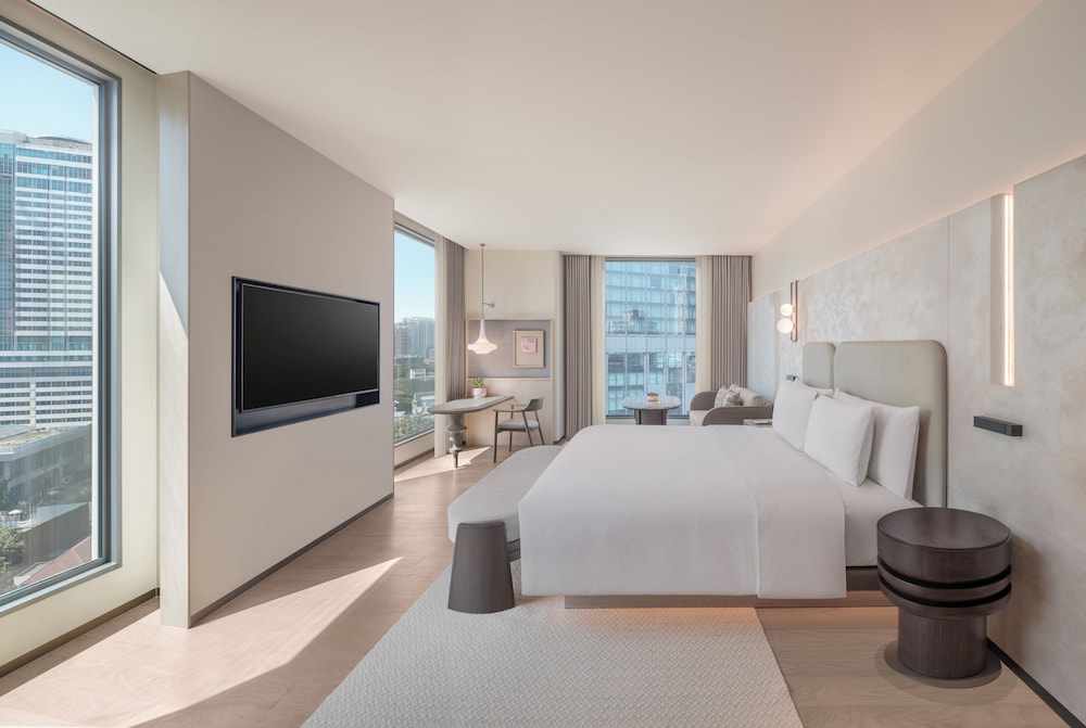 kromo bangkok curio collection by hilton