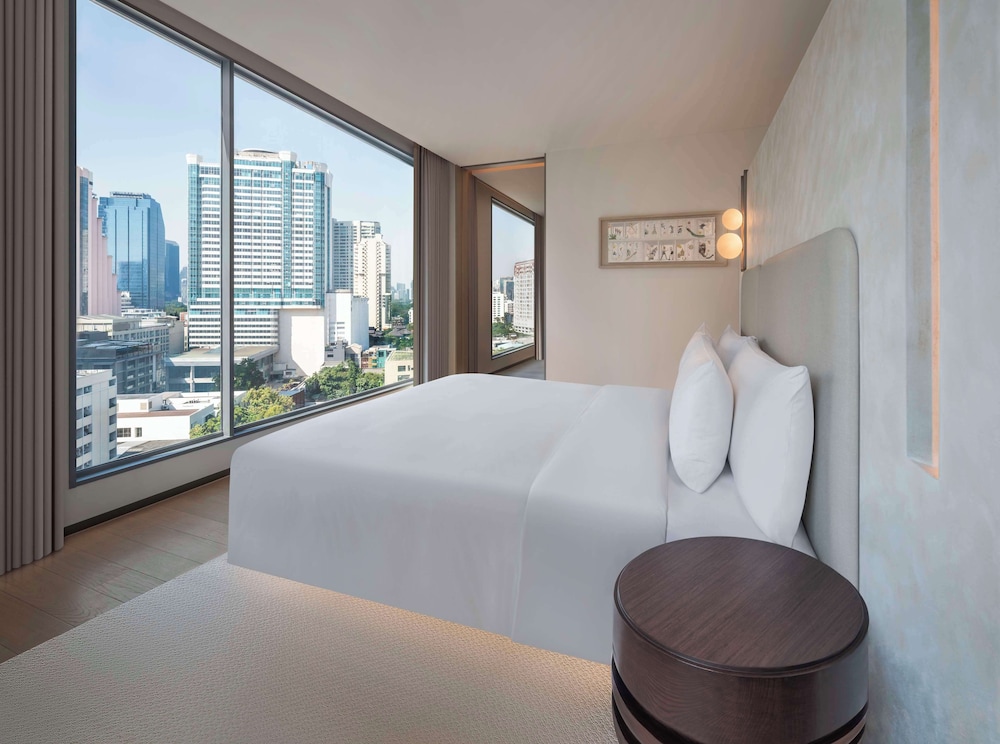 kromo bangkok curio collection by hilton