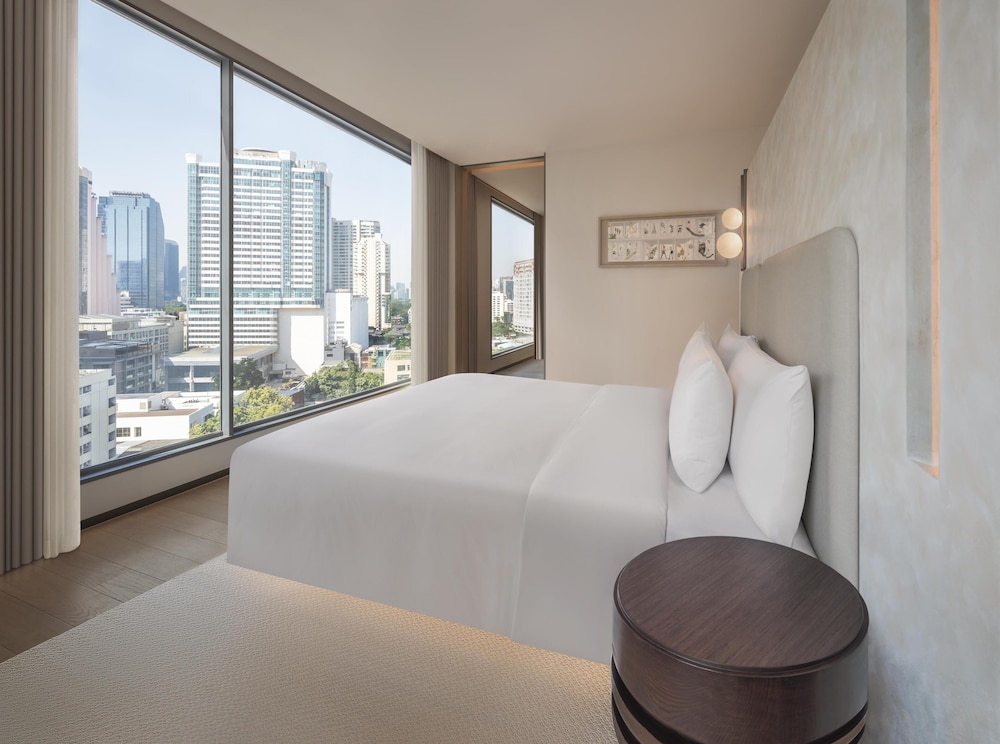 kromo bangkok curio collection by hilton