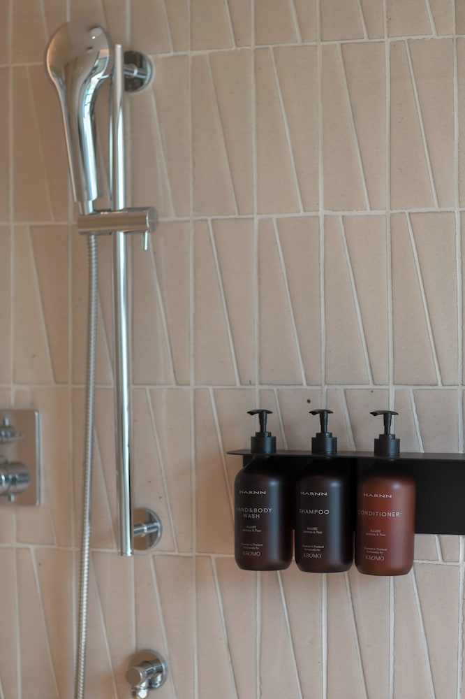 kromo bangkok curio collection by hilton