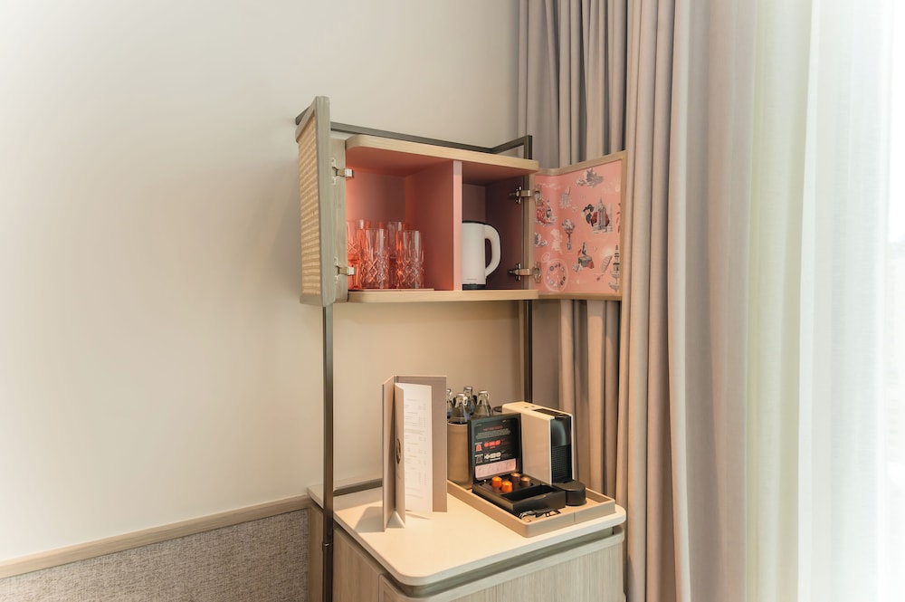 kromo bangkok curio collection by hilton