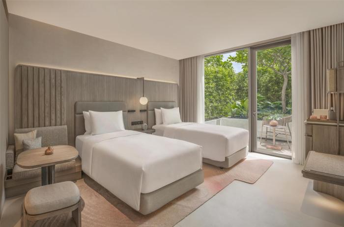 kromo bangkok curio collection by hilton