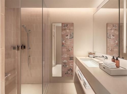 kromo bangkok curio collection by hilton