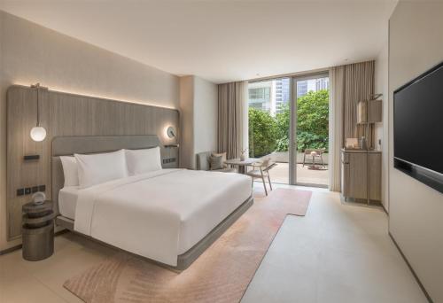 kromo bangkok curio collection by hilton