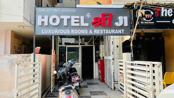 hotel shreeji