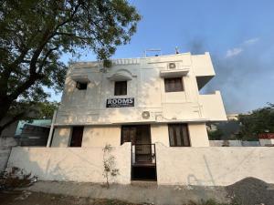 the kaya airport nest