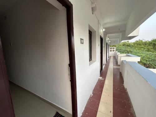 The Kaya Airport Nest,,3 star