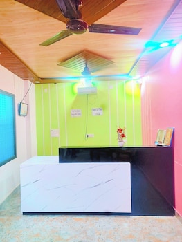 shri raghav kunj 200 mtr from ram temple