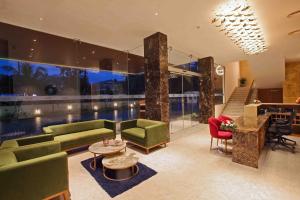 park residency ayarkunnam